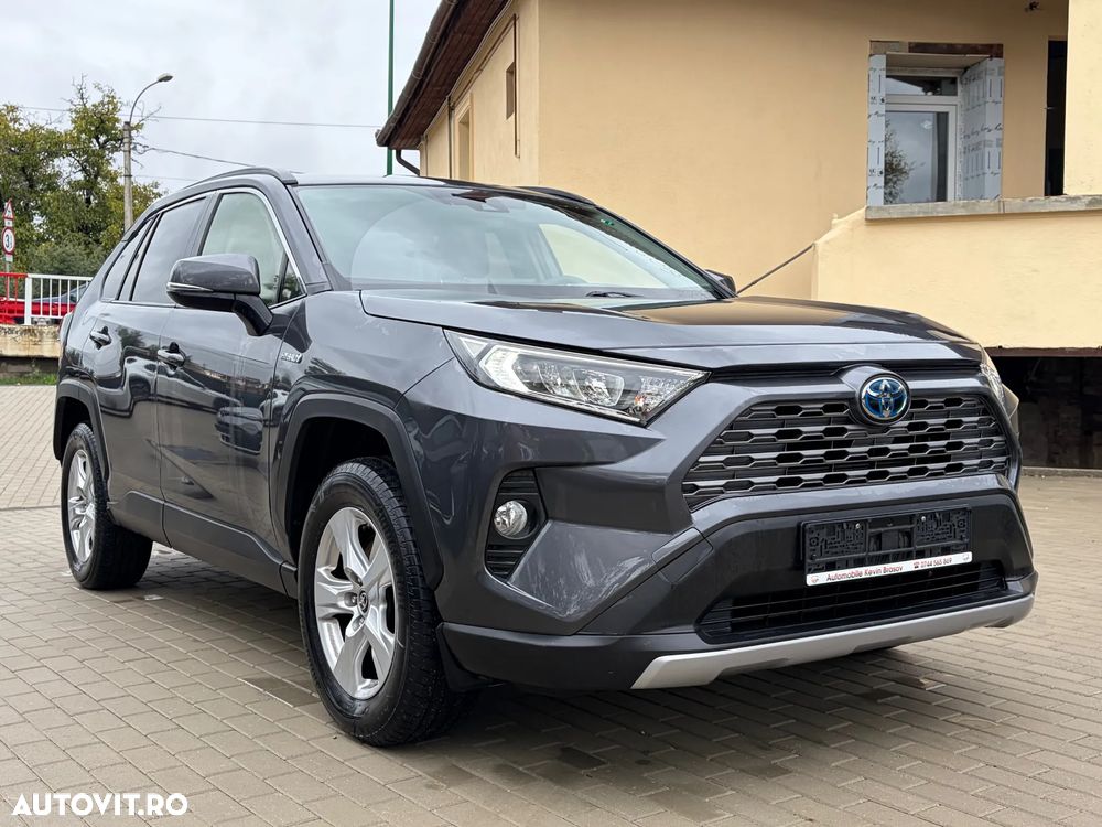 Toyota RAV4 - 11