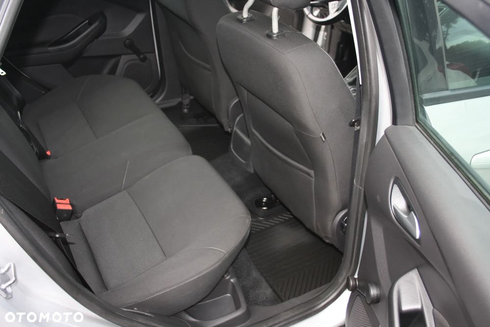 Ford Focus 1.6 TDCi Trend - 13