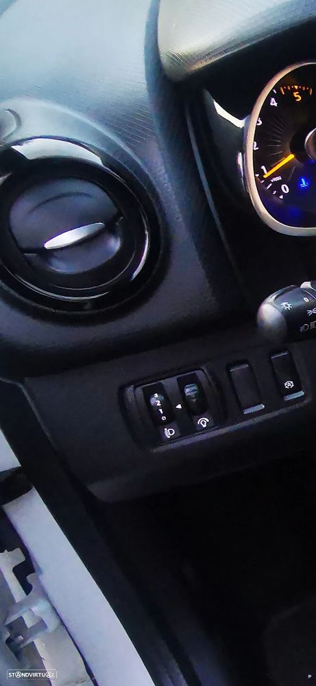 Renault Clio Sport Tourer 1.5 dCi Luxe - 9