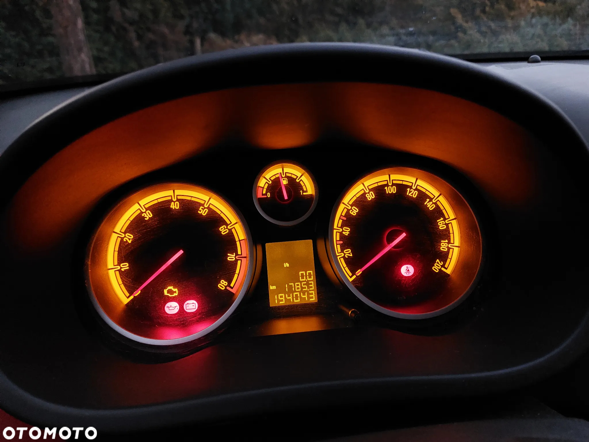 Opel Corsa 1.4 16V Cosmo - 5