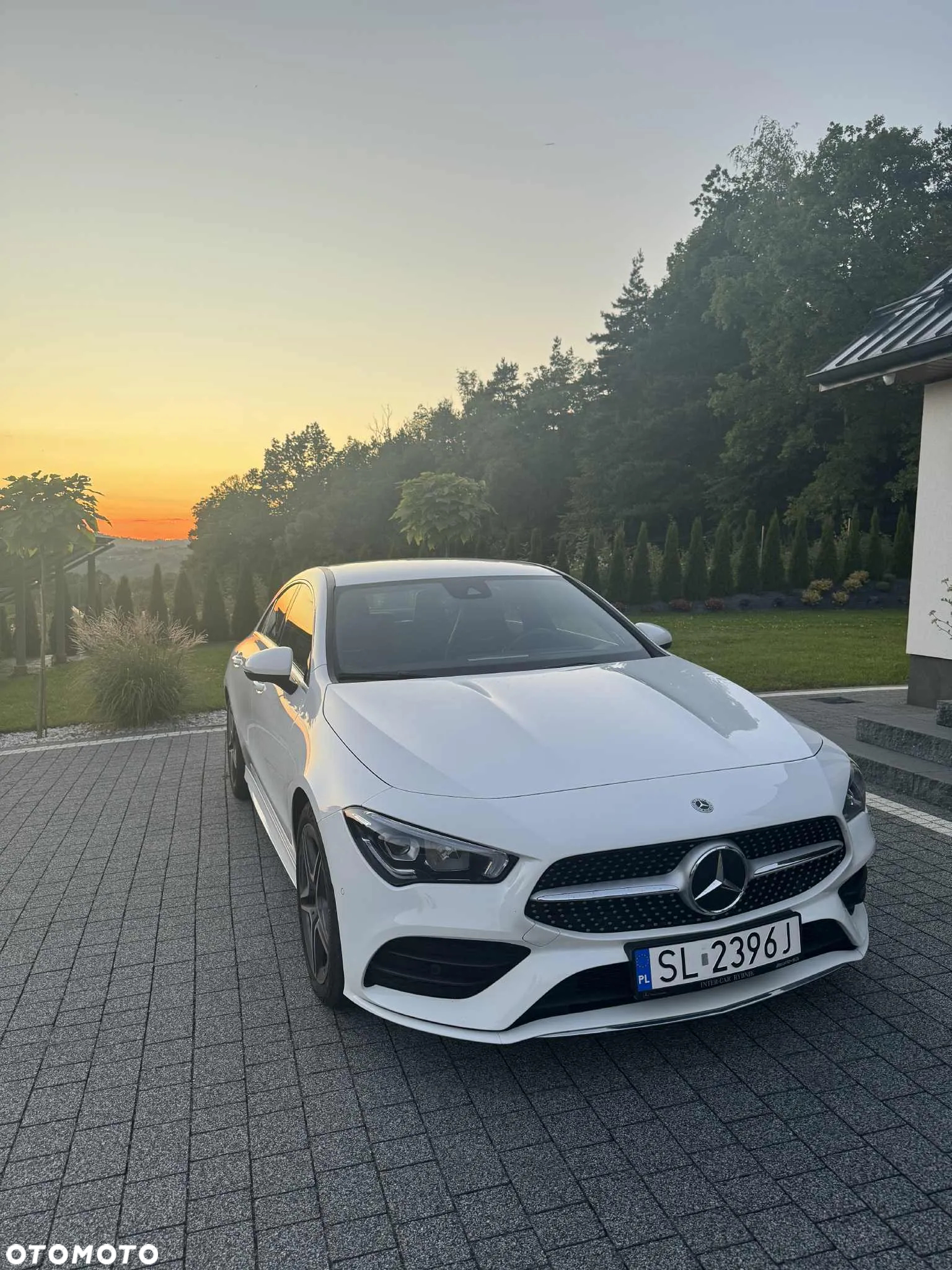 Mercedes-Benz CLA - 2