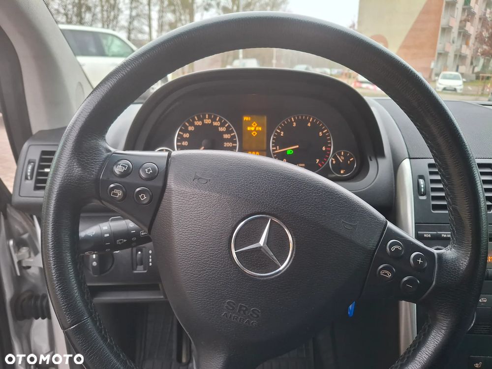 Mercedes-Benz Klasa A 170 Elegance - 25