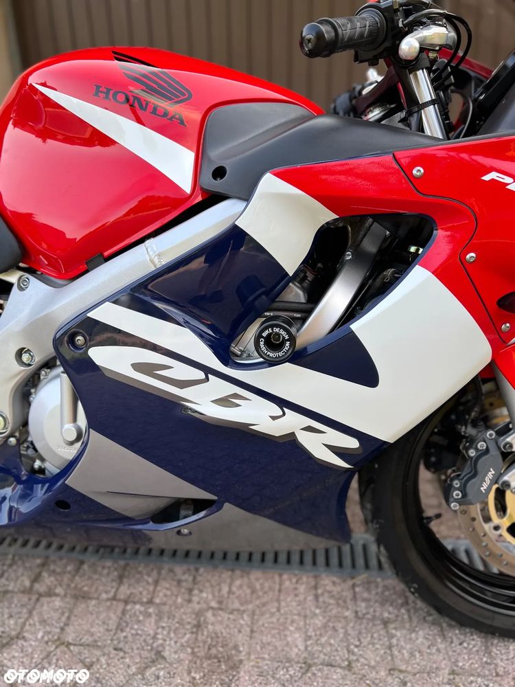 Honda CBR - 3