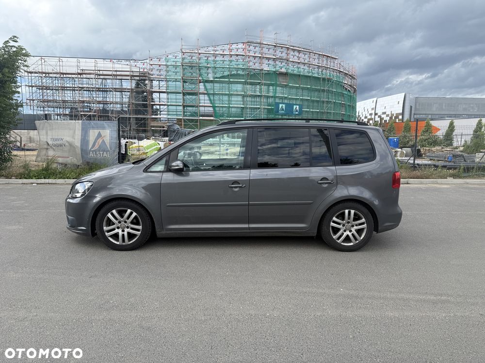 Volkswagen Touran - 7