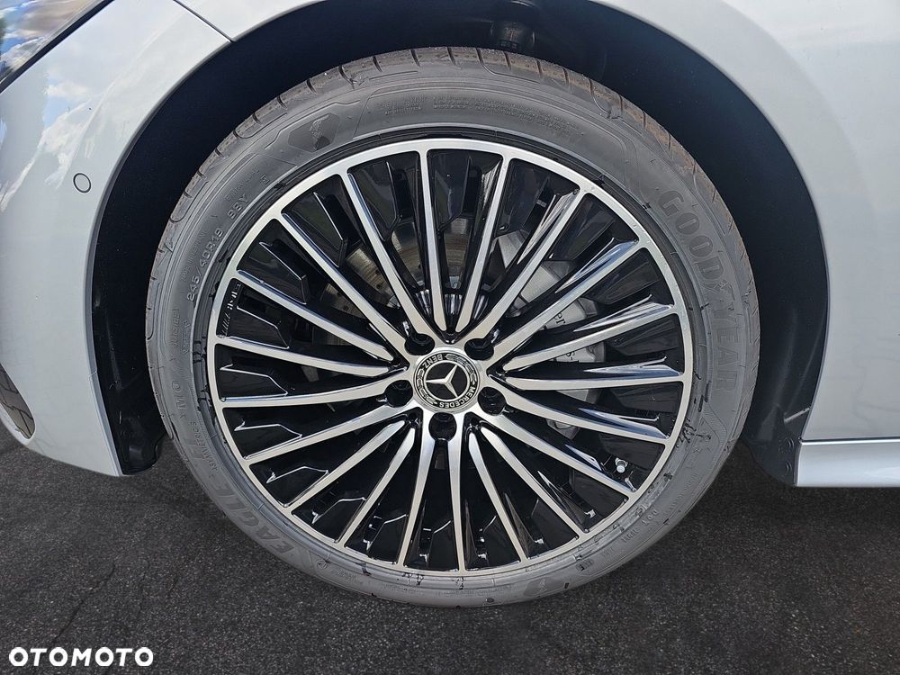 Mercedes-Benz CLE - 10