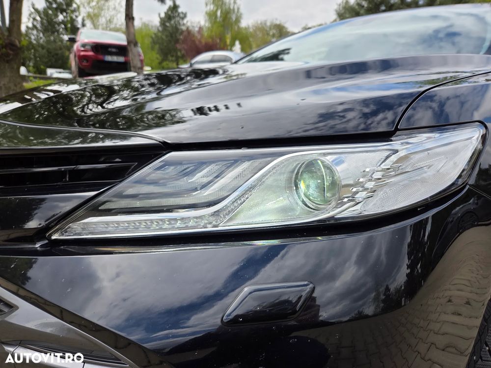 Toyota Camry 2.5 Exclusive - 18