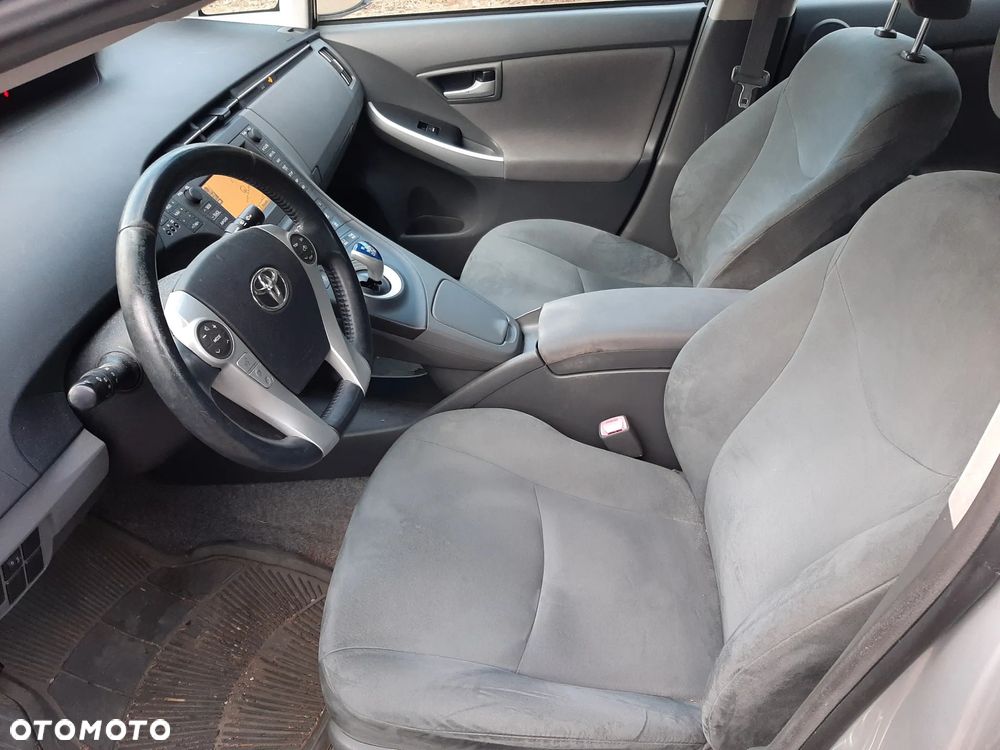 Toyota Prius - 9
