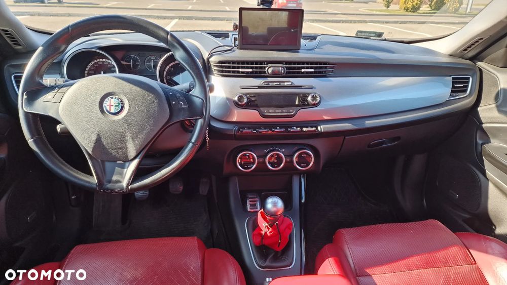 Alfa Romeo Giulietta - 7