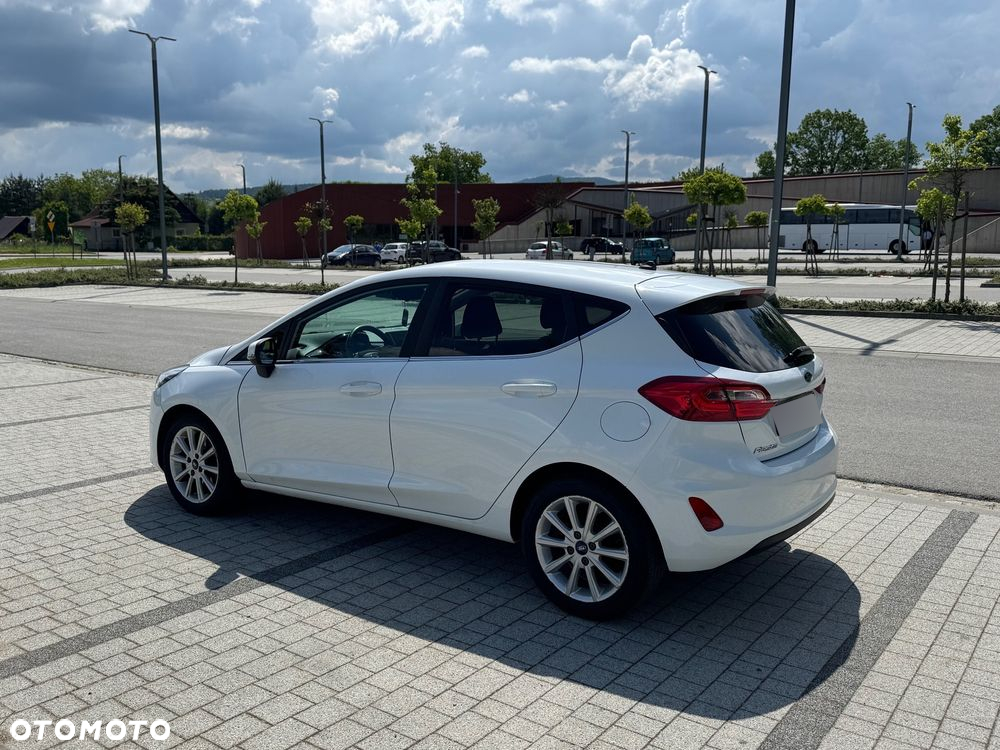 Ford Fiesta - 5