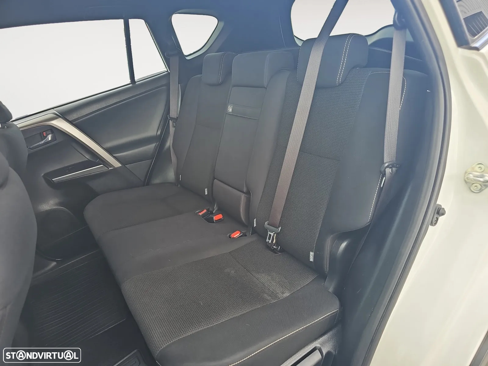 Toyota RAV4 2.5 HSD Pure Dark - 15