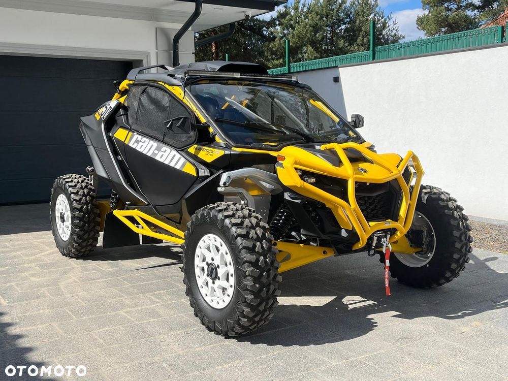Can-Am Maverick - 11