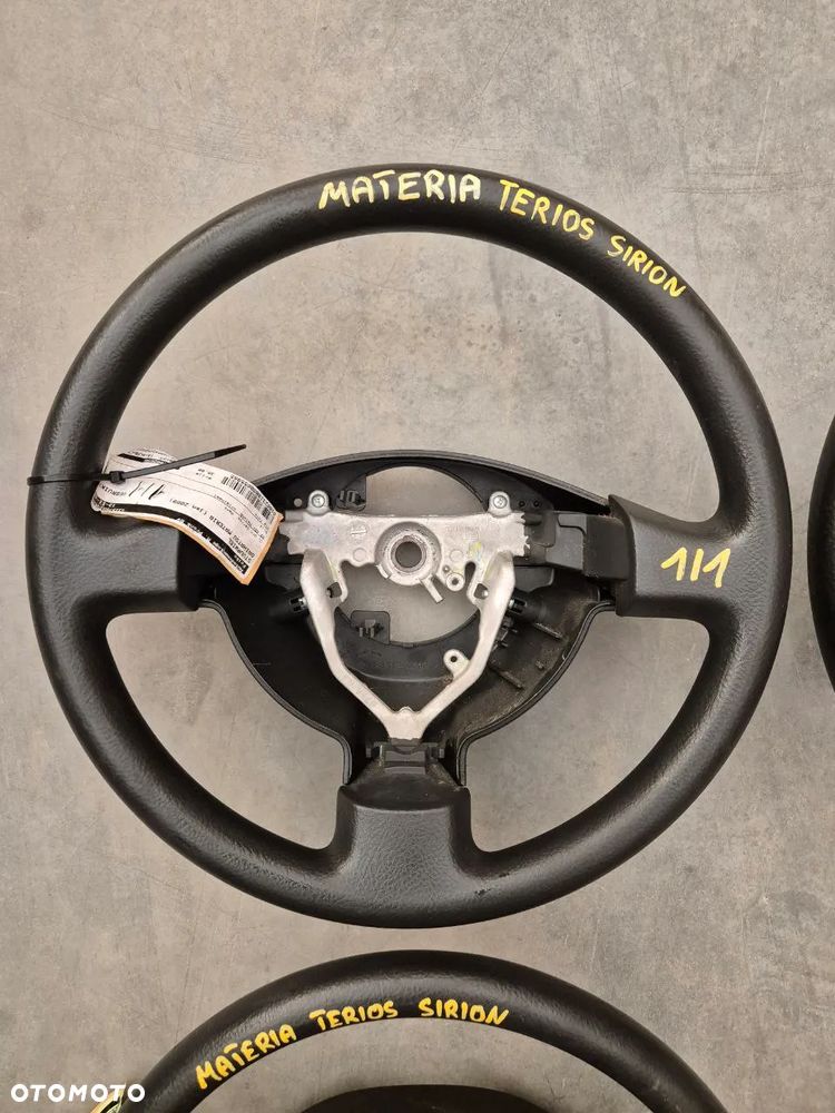 KIEROWNICA KIEROWNICE DAIHATSU - 2