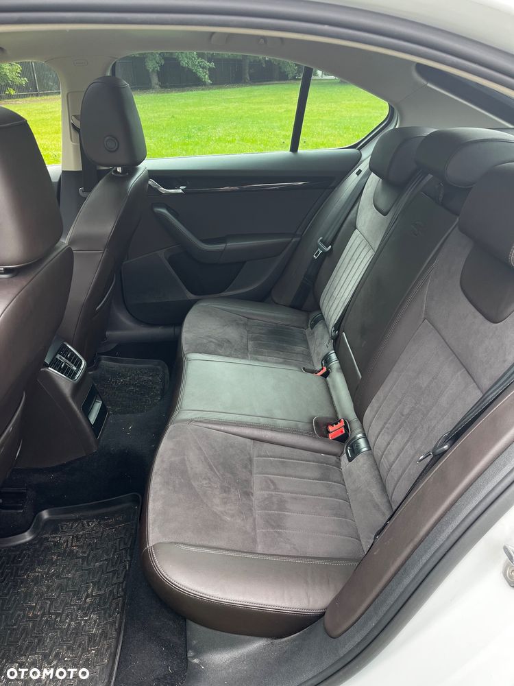 Skoda Octavia 2.0 TDI L&K DSG - 7