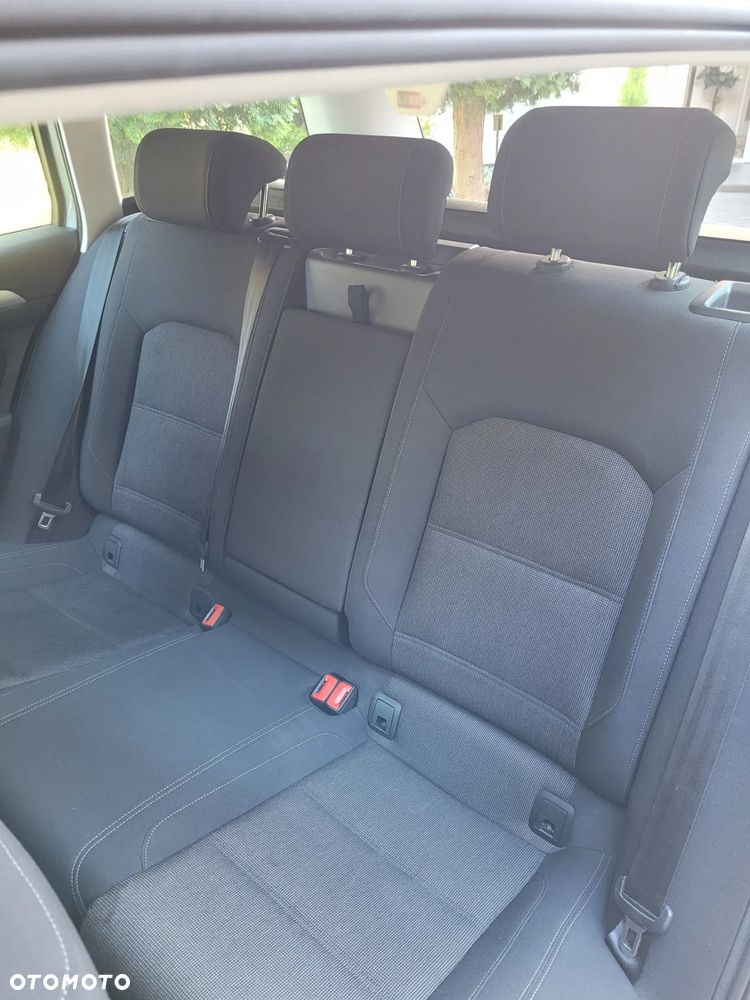 Volkswagen Passat 2.0 TDI BMT Comfortline - 9