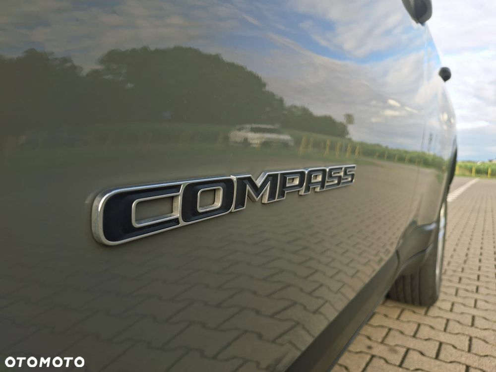 Jeep Compass - 13