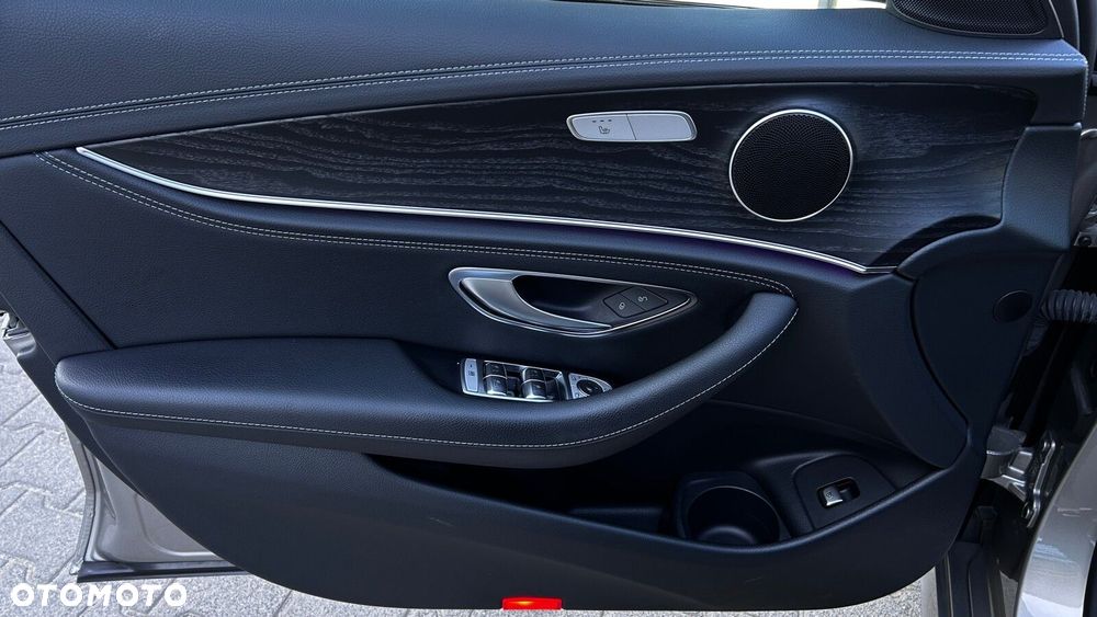 Mercedes-Benz Klasa E - 10