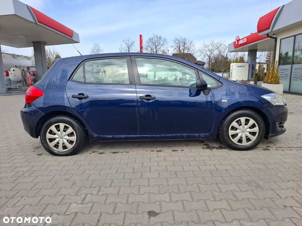 Toyota Auris 1.4 D-4D Terra - 6