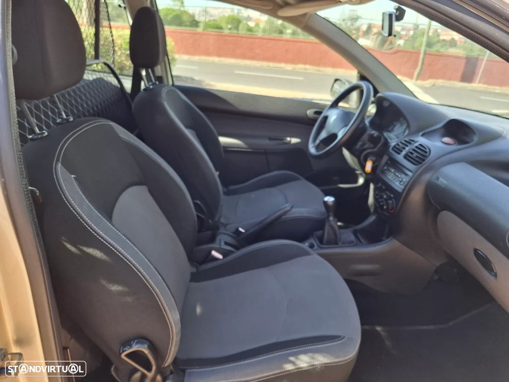 Peugeot 206 1.4 HDI - 6