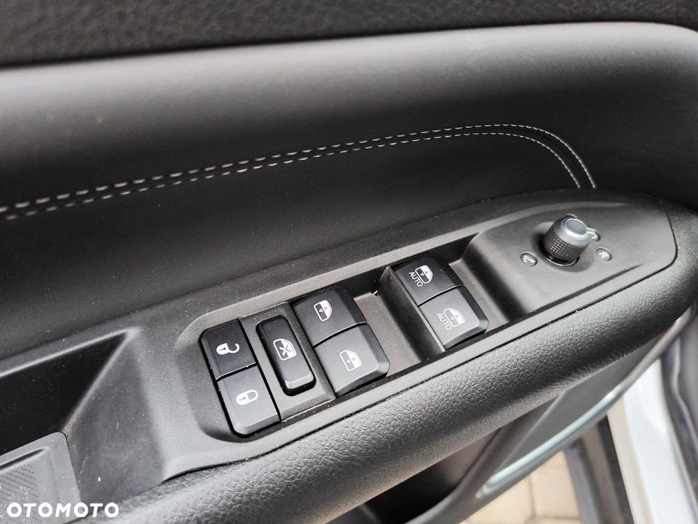 Jeep Compass - 27
