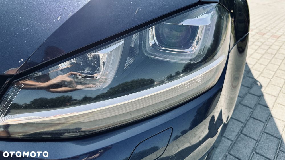 Volkswagen Golf Variant 2.0 TDI SCR Highline - 15