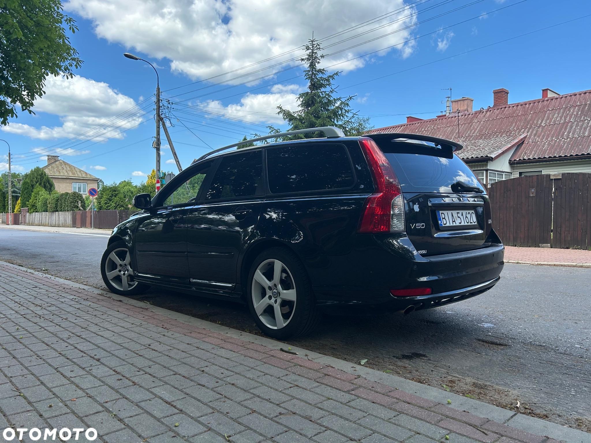 Volvo V50 D3 R-Design - 8