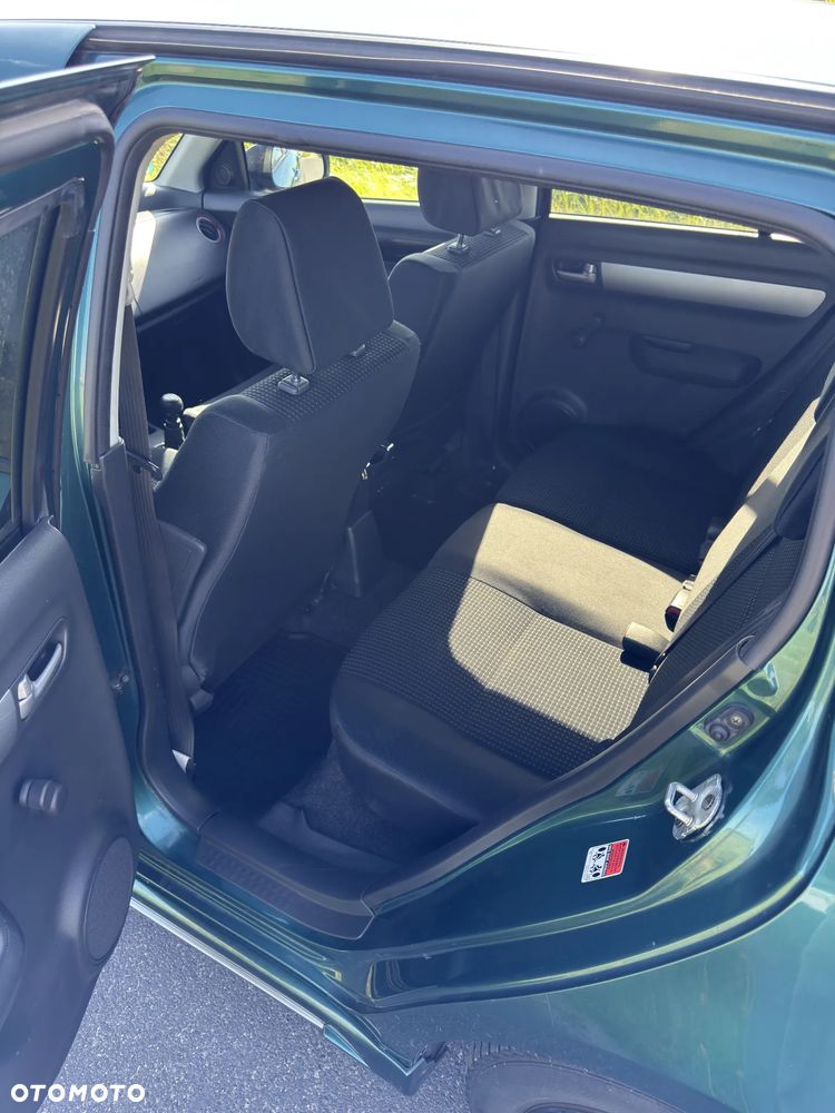 Suzuki Swift - 13