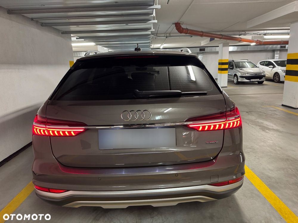Audi A6 Allroad - 16