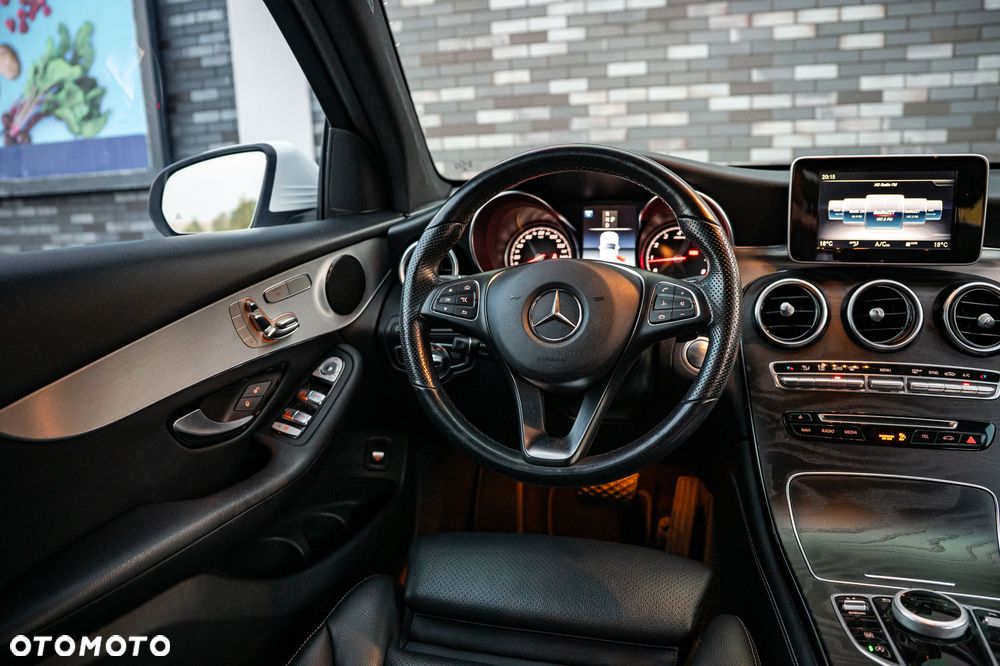 Mercedes-Benz GLC - 23