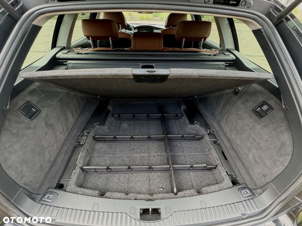 BMW Seria 5 - 17