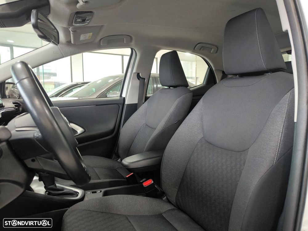 Toyota Yaris 1.5 HDF Comfort - 11