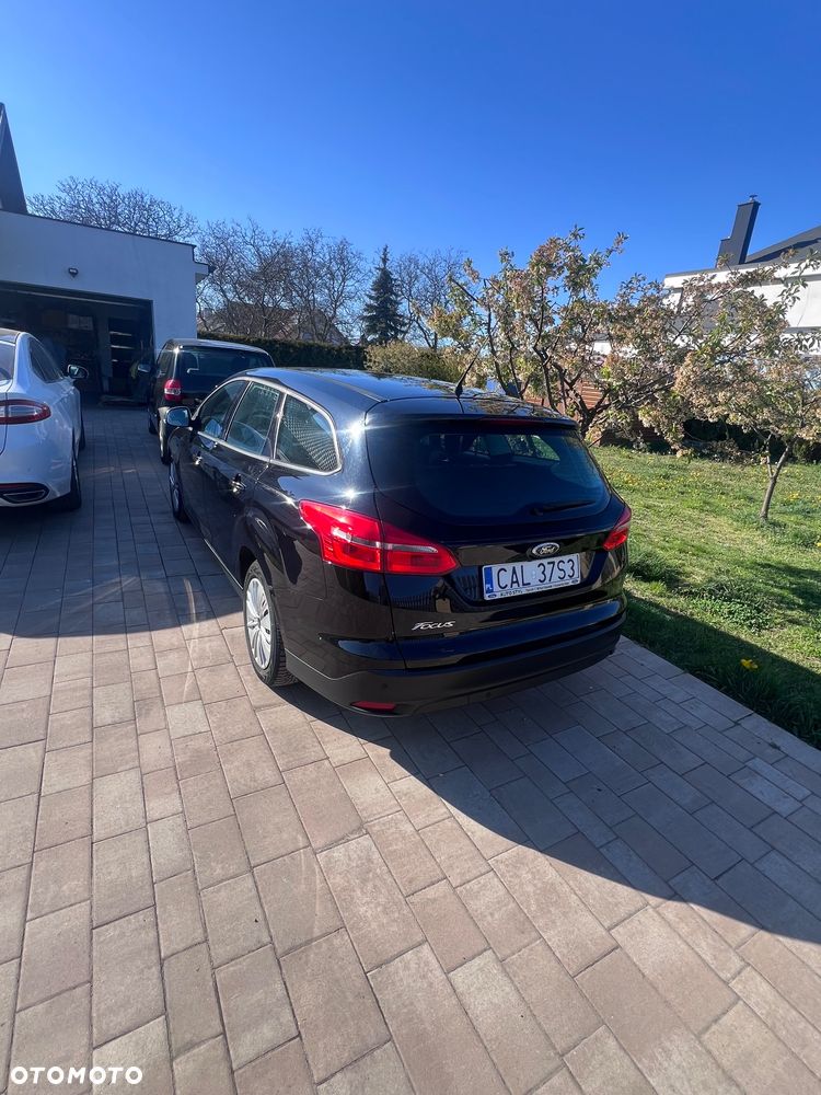Ford Focus 1.5 TDCi Trend - 4