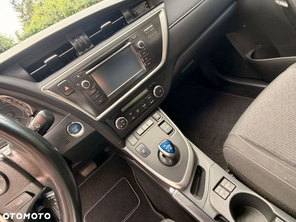 Toyota Auris Hybrid 135 Premium - 21