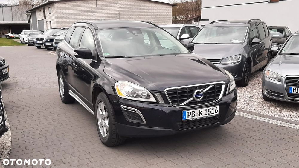 Volvo XC 60 - 4