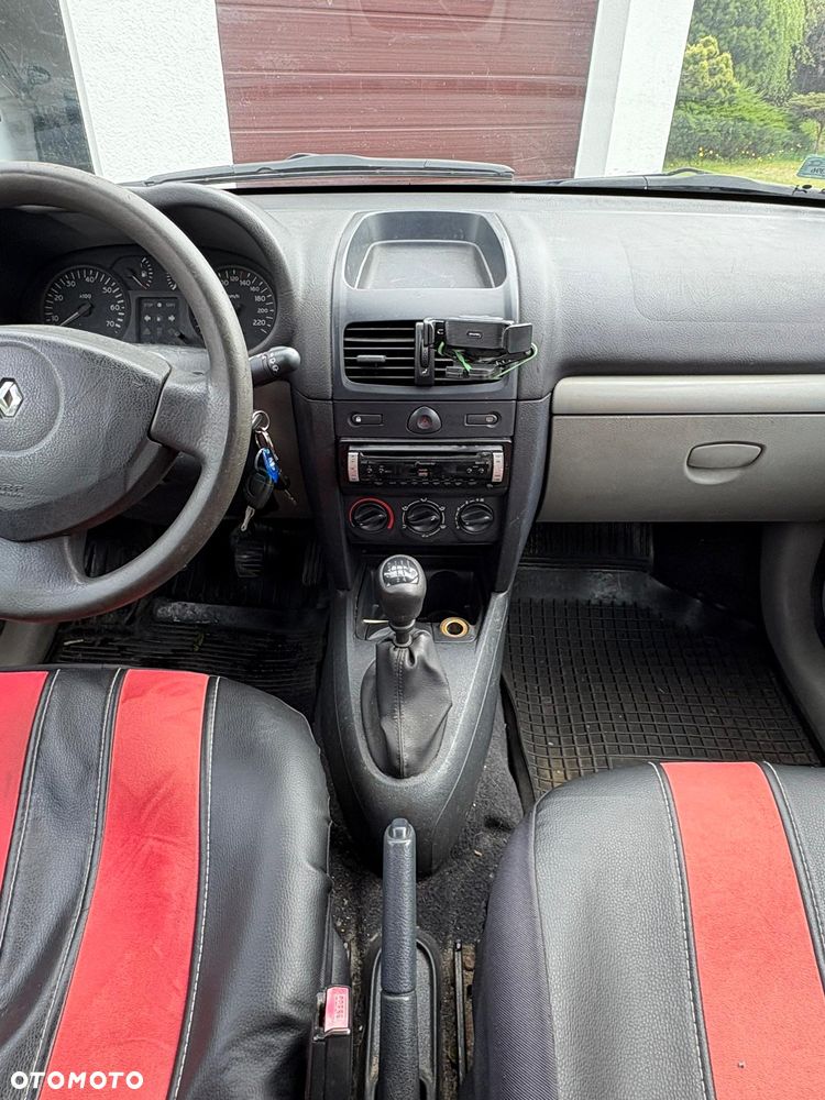 Renault Clio 1.2 Access - 18