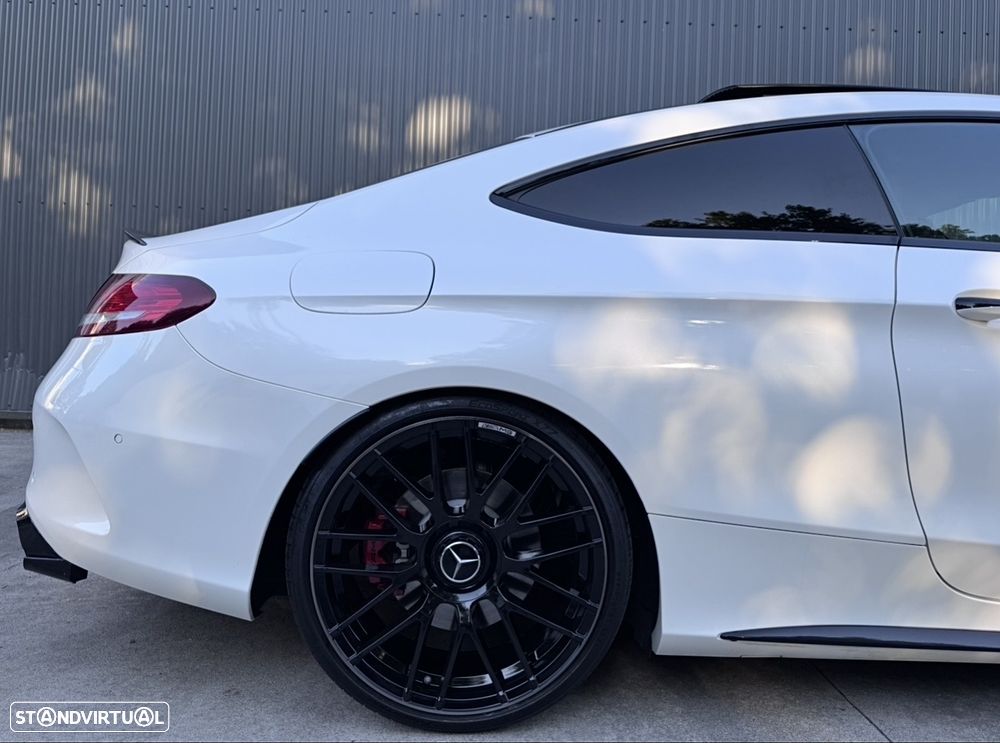 Mercedes-Benz C 43 AMG 4Matic 9G-TRONIC Night Edition - 38