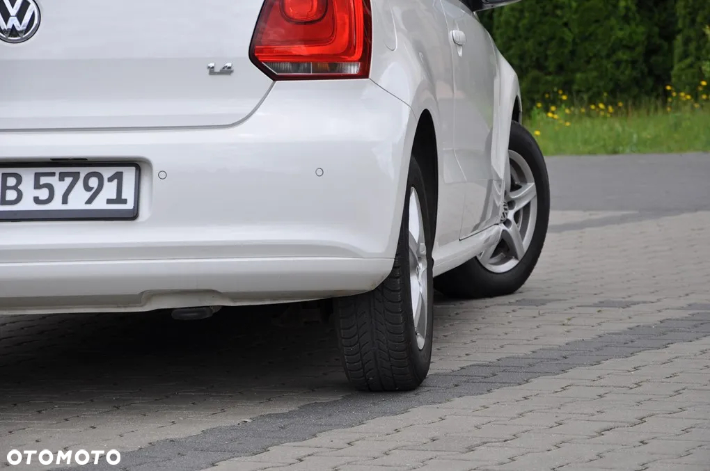 Volkswagen Polo 1.4 Comfortline - 19