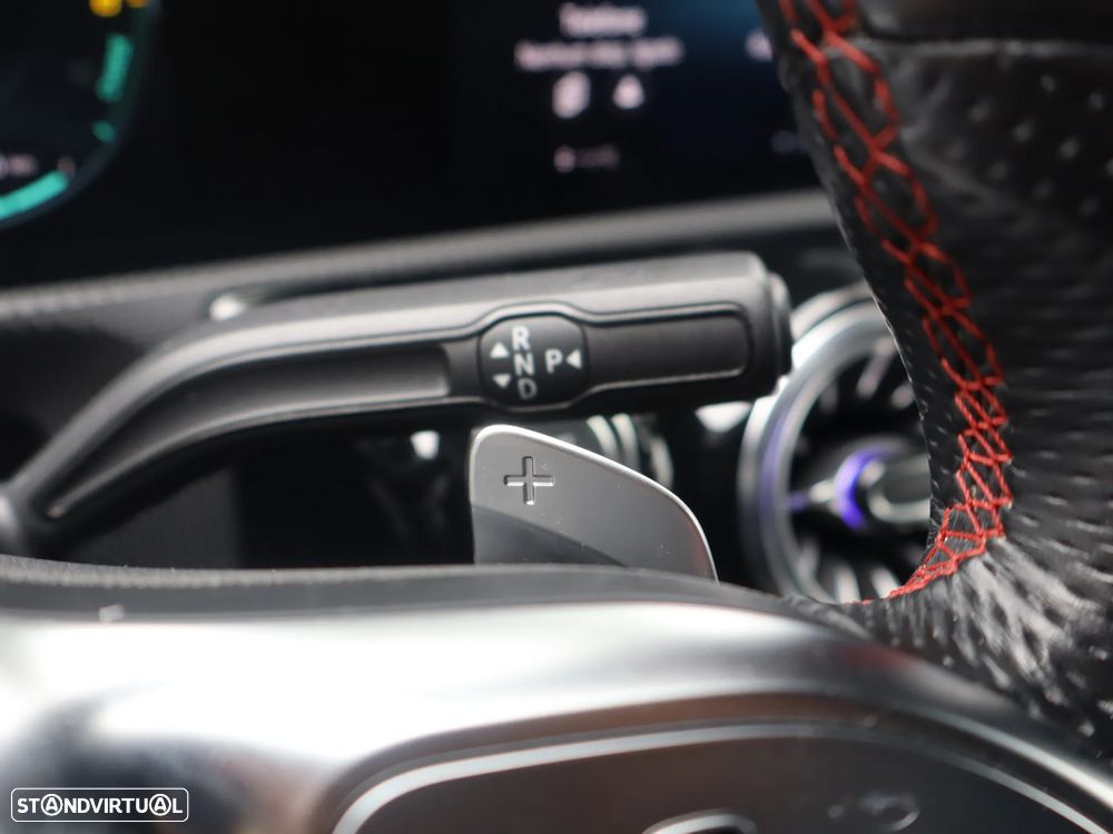 Mercedes-Benz A 250 e AMG Line - 14