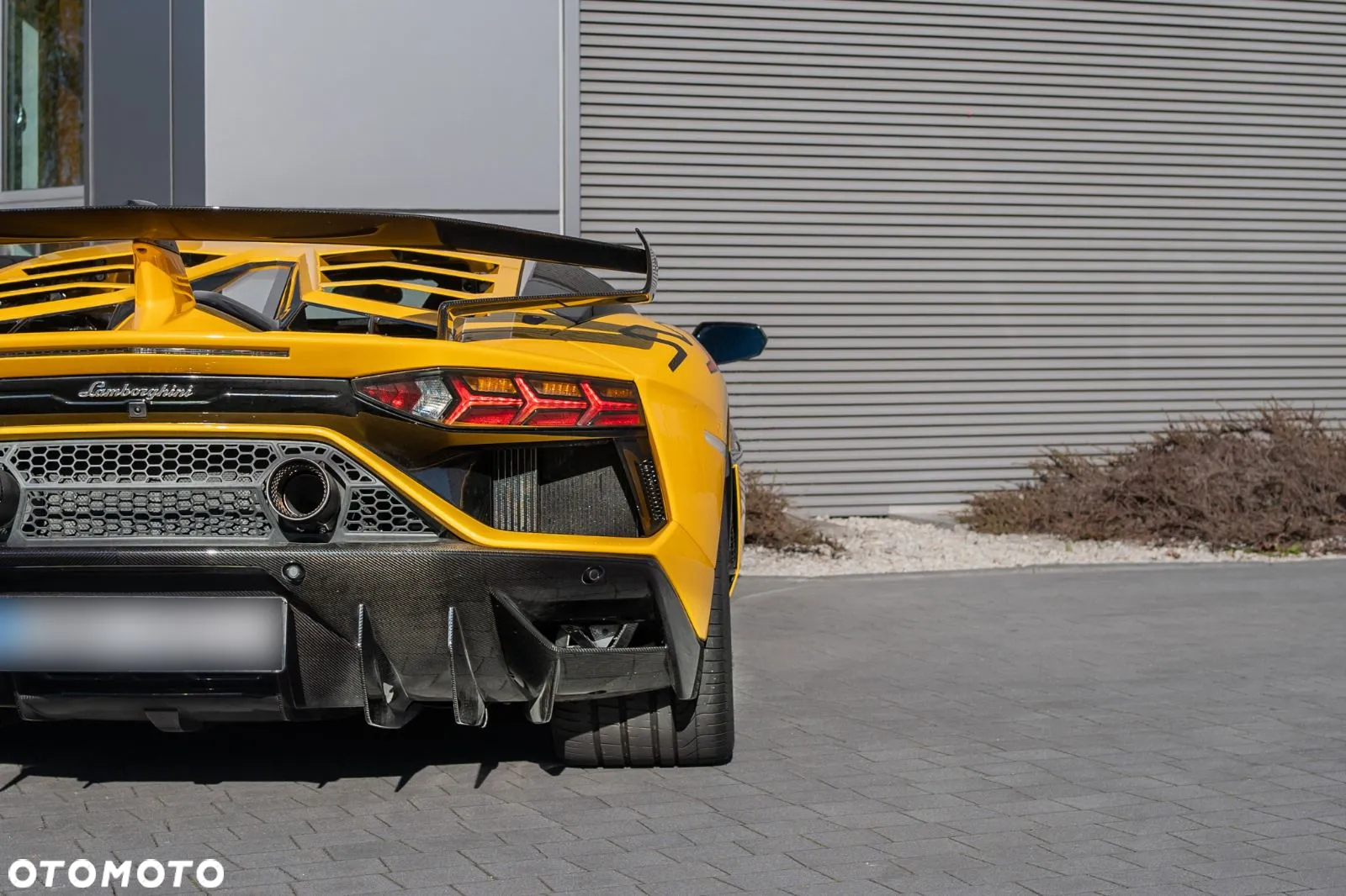 Lamborghini Aventador S - 7