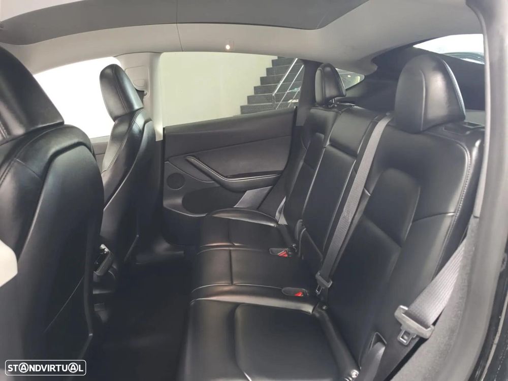 Tesla Model Y Performance Dual Motor AWD - 21