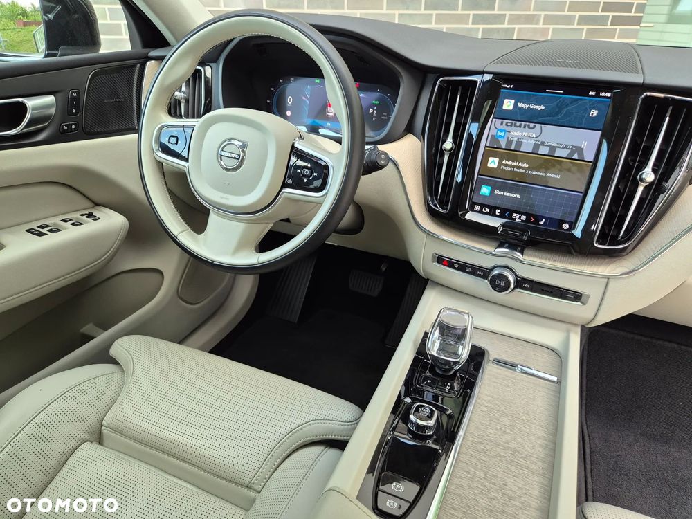 Volvo XC 60 T6 AWD Plug-In Hybrid Inscription Expression - 29