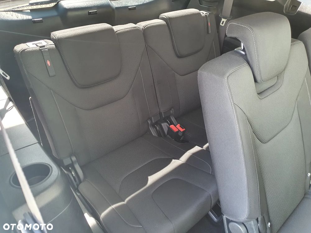 Ford S-Max 2.0 TDCi Titanium PowerShift - 12