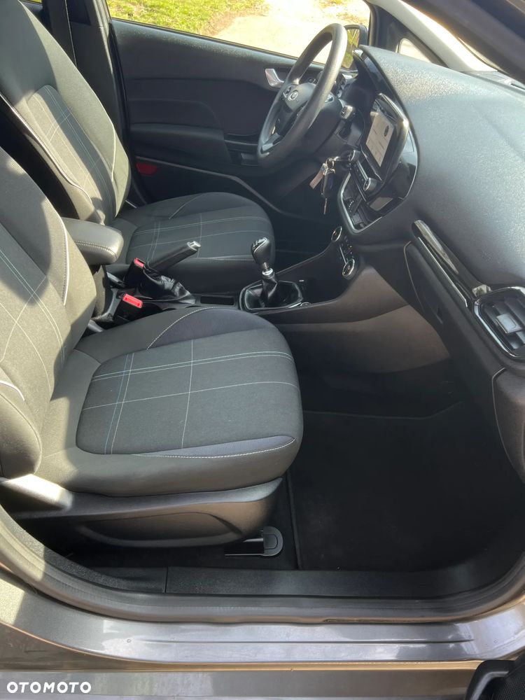 Ford Fiesta 1.0 EcoBoost S&S TITANIUM - 17