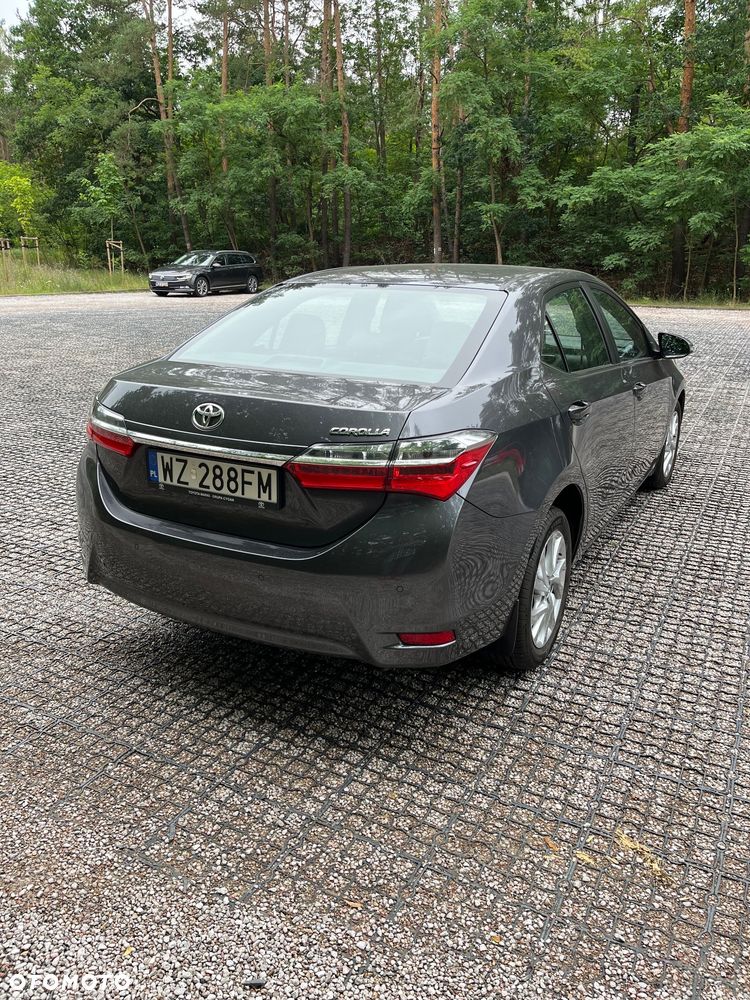 Toyota Corolla 1.4 D-4D Comfort - 6