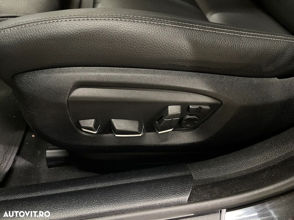 BMW Seria 5 520i Aut. Luxury Line - 21