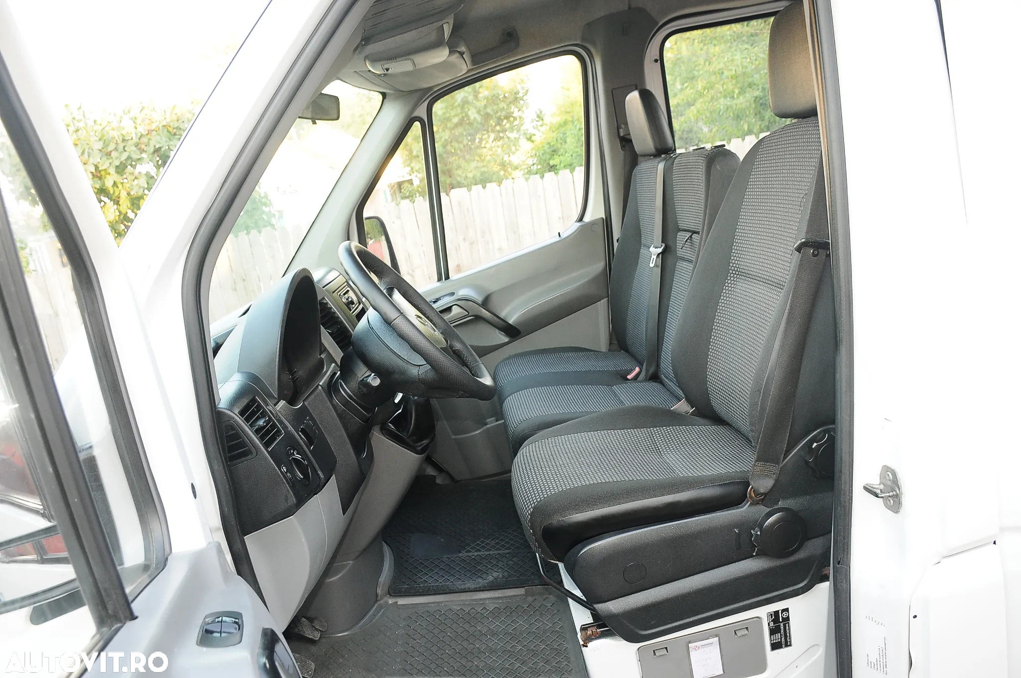 Mercedes-Benz Sprinter - 5