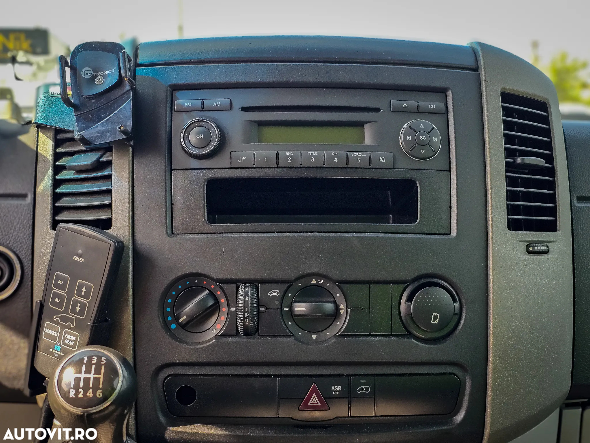 Volkswagen Crafter - 2.0 Tdi - Lungă 5 Metri - 2011 - 25