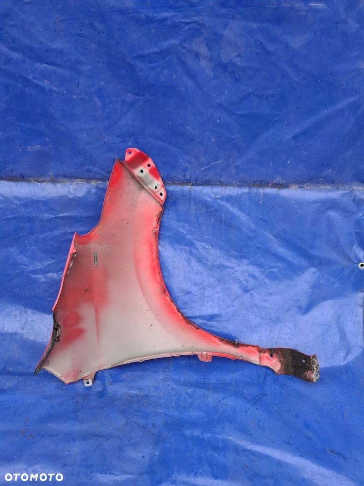 Toyota URBAN CRUISER błotnik lewy 3P0 - 4