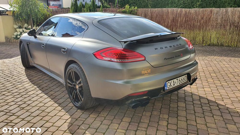 Porsche Panamera Turbo - 11