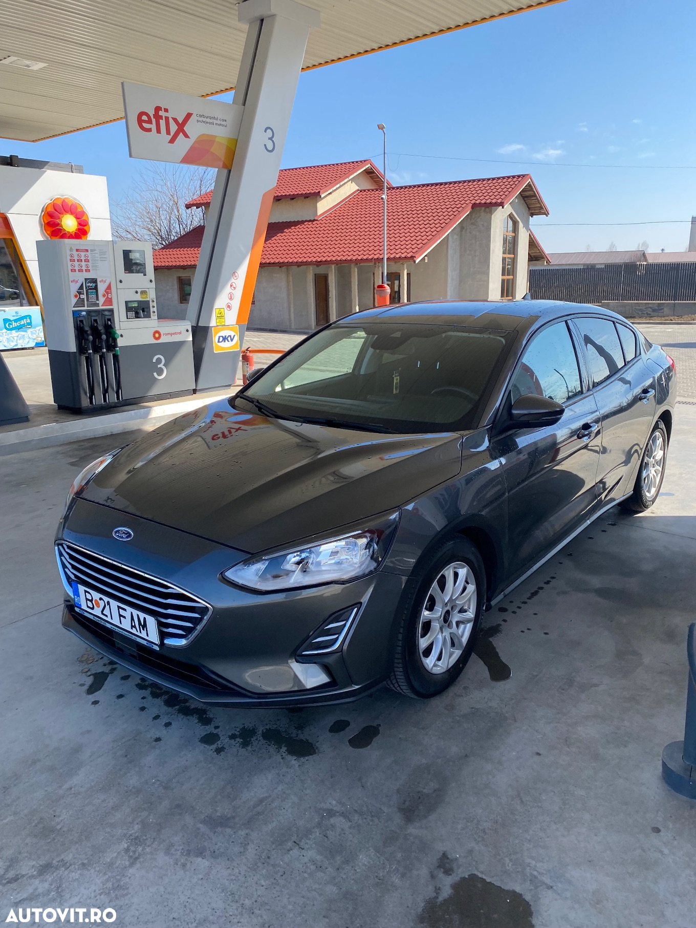 Ford Focus 1.0 EcoBoost Connected - 6