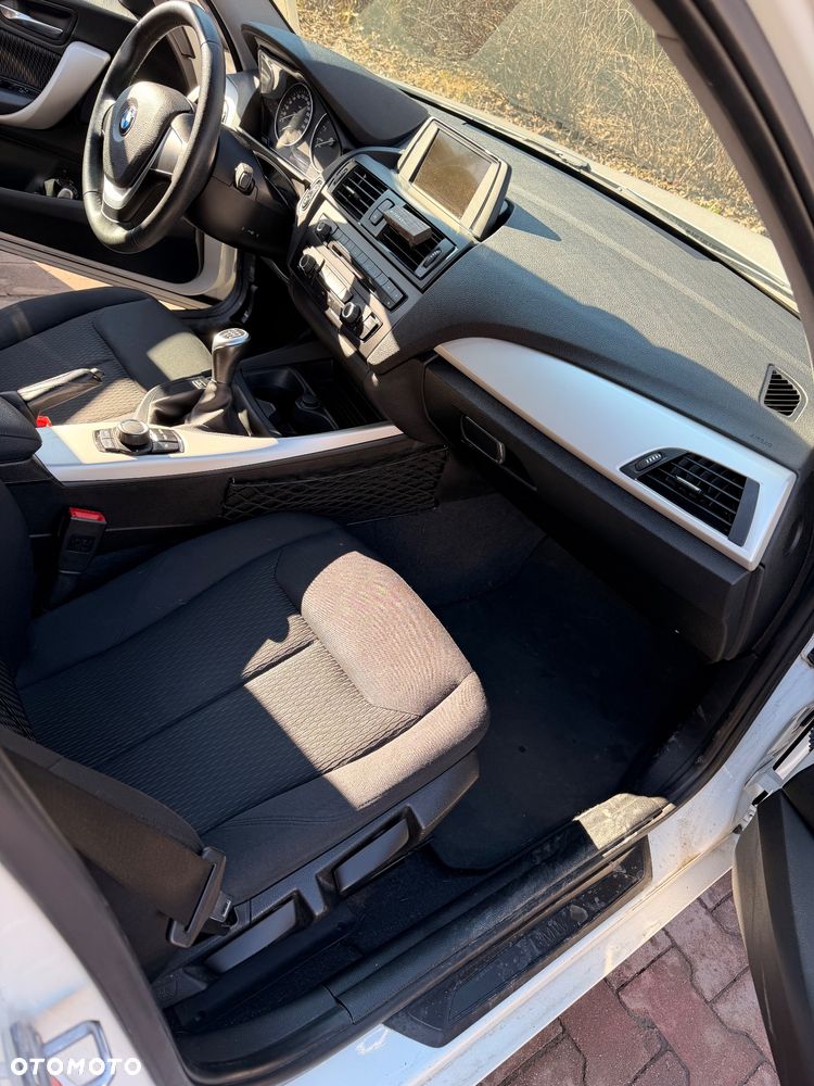 BMW Seria 1 114i - 14